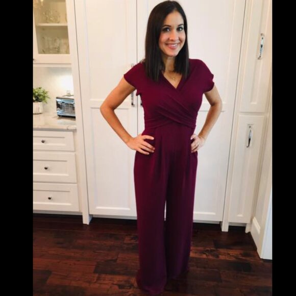 Gal Meets Glam Size 00 Delaney Jumpsuit Wine New Holidays Office Wedding Guest - Picture 10 of 16